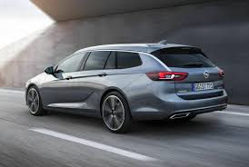 Ebenfalls neu ist, dass es den insignia 2.0 diesel nun auch mit allradantrieb gibt. Opel Insignia Sports Tourer 2017 Erste Bilder Und Daten