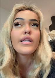 Erika Calabrese Leek