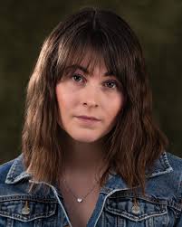 New headshots due to change of hair 😇 playing age still set to 20-30 even  though just turned 30... 📷 Mike Lynn