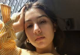 Why I Don't Wear Makeup: 9 Students