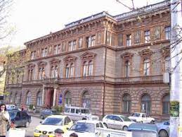 Un Ministru BulibÄƒÈ™eÈ™te Inscrierile La Facultatea De MatematicÄƒ Din BraÈ™ov Newsbv