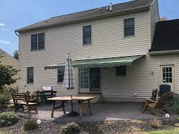 Wall Mounted Eastern Retractable Awning Kreider S Canvas Service Inc Awning Retractable Awning Wall Mount