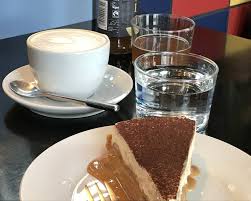 Radcafe Test 1 Fliegende Fahrrader Und Banoffee Pie Fahrrad Wien