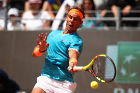 Rafa nadal superó a tsitsipas, vigente campeón del torneo, en el último partido de la fase de grupos y se cita con medvedev el sábado en semifinales. Atp Rome Rafael Nadal Tops Tsitsipas To Join Federer On Exclusive List