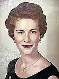 Elizabeth Aaron's Instagram, Twitter & Facebook