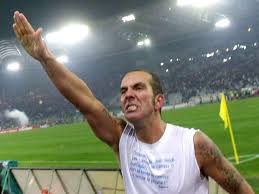 Pronto soccorso, ambulatori di cure primarie, centri vaccinali. Paolo Di Canio I M Not A Fascist Business Insider
