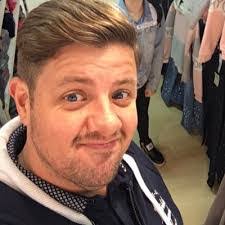 Jason Rowles's Instagram, Twitter & Facebook