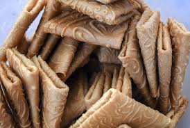 Alat muzik tradisional kaum melayu. Kuih Kapit Renyah Namun Dapat Sambutan Utusan Borneo Online