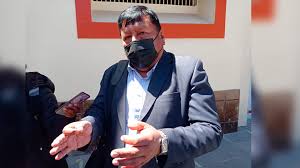 Otra vez! Proceso de licitación de adquisición del grass sintético para el  estadio Cesar Raúl Carrera Ercilla ha sido declarado desierta