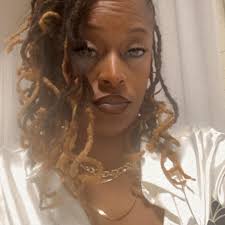 Profil Aquila Johnson