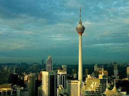 Unduh gambar menara kembar kuala lumpur di atas dan gunakan sebagai wallpaper, poster, dan desain spanduk anda. Kuala Lumpur Tower Myrokan