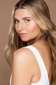 Natalie Oliver's Instagram, Twitter & Facebook