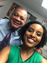IT'S MY ONE YEAR ANNIVERSARY AT WJHL!🤘🏽 On this day last year, I stepped  into the old Johnson City Post Office building in downtown Johnson City and  met such wonderful souls that