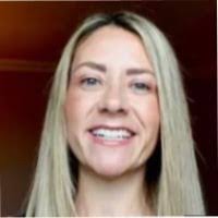 Vickie Armstrong's Instagram, Twitter & Facebook