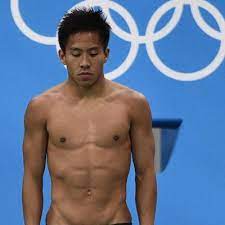 Malaysian diver ahmad amsyar azman ends up falling flat on his face in the preliminary round of the men's 1m springboard. Winds Help Knock Out He Shanghai Daily