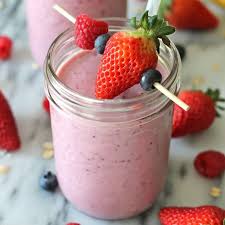 11 Greek Yogurt Smoothie Recipes For A Fast Protein Fix In 2020 Greek Yogurt Smoothie Recipes Smoothie Recipes With Yogurt Greek Yogurt Smoothie
