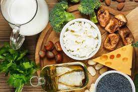 Le cozze contano con un apporto di 80 mg di calcio ogni 100 g, senza dimenticare il loro apporto di omega 3, che rappresenta circa il 17% della quantità giornaliera raccomandata. Alimenti Ricchi Di Calcio Elenco Assorbimento Consigli