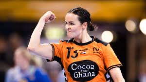 Holland's next top model (afgekort als hntm, ook bekend als modelmasters: Broch Terug Op Het Handbalveld Bij Topclub Metz Vooral Trainen En Plezier Maken Nos