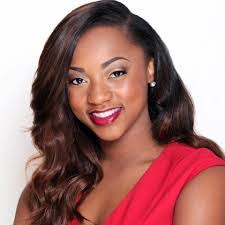 Alana Grant's Instagram, Twitter & Facebook