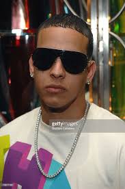 Global icon janet jackson reggaeton superstar daddy yankee. Daddy Yankee Poses At Karu Y Photos And Premium High Res Pictures Daddy Yankee Daddy Yankees