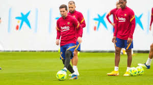Contact fc barcelona on messenger. Lionel Messi Has Another Major Disagreement With Fc Barcelona Over This Issue