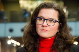 5) z osobą dorota elżbieta maksymowicz czapkowska − czyli miejscowości firm, w których wystepuje/występowała dana osoba. 25 Tys Dodatkowych Podpisow Dla Dulkiewicz W Jeden Dzien Wydarzenia Interia Pl