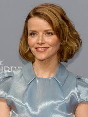 Peyton Meyer Biography