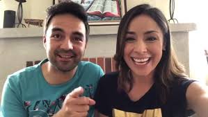 ¡Pame y David te invitan a Risas y Travesuras!