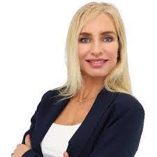 Michelle Magnus's Instagram, Twitter & Facebook