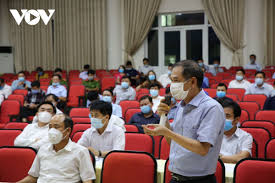 ^ tình hình covid ngày 17 tháng 3 (in vietnamese). Lá»‹ch Trinh Di Chuyá»ƒn Cá»§a 2 Bá»‡nh Nhan Covid 19 á»Ÿ Ha TÄ©nh Vov Vn