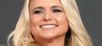 Miranda Lambert Shows 'Best Chest In The Business' In Pantsuit