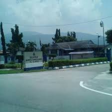 Atas usul pengacara dan ahli hukum perusahaan, perdebatan dengan. Mambang Diawan 5 Tips From 1241 Visitors