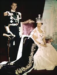 Elizabeth ii a assisté hier à un gala de l'institut national des aveugles au palais de saint james mais sans le prince philip, absent pour des. Video Elisabeth Ii Une Reine Sur Les Ecrans Du Monde Entier Point De Vue