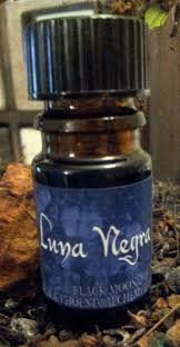 Bpal Luna Negra Ted S Creation The Solace Of Shadows Blackberry And Blackcurrant With Nepalese Amber Kewda Attar And Decorative Jars Sweet Blackberry