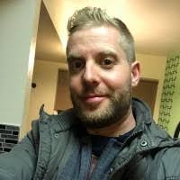 Chris Kennington's Instagram, Twitter & Facebook