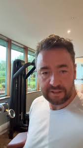 Bloody hell! Thought I’d do a little pre-gig session in the gym and have a  go