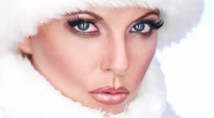 UPDATE PART III: DIY Fluorescent Photography Studio Lighting for less than  two/four hundred dollars by Joe Edelman