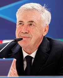 كارلو أنشيلوتي :"أبي كان فلاحًا، لقد كان هو، أمي، جدي، جدتي و أختي، كنا  كلنا 6 ولم نكن نمتلك المال أبداً.. المال بالنسبة لي غير مهم لأنني كبرت من  دون أن يكون