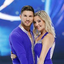 Kein happy end für joey heindle (25) und seine ehefrau justine dippl: Joey Heindle Uber Dancing On Ice Auf Dem Eis Kann Man Sterben Stern De