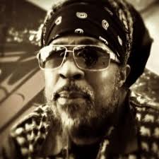 Stream El Chimpo music