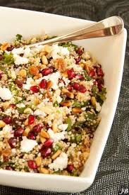 Info over gedroogde groente kopen. Kruidige Quinoa Salade Met Feta Granaatappelpitjes Carolines Blog Bloglovin
