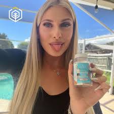 Queen bees live 20x longer