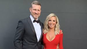 He is listed by journalist mike sheahan as one of the top 50 players. Nathan Buckley Confirms Shock Split From Wife Tania Sunshine Coast Daily