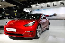Haven't picked out a vehicle yet? Tesla Opens First Rhode Island Store News Providencejournal Com Providence Ri