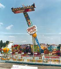 46) um 15 uhr das stück der fliegende teppich: 1001 Nacht Traumlandpark Bottrop Kirchhellen Feldhausen Das Neue Traumland Kirchhellener Marchenwald