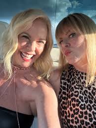 Magic Mike dance review is the BEST men's pleasure show I've ever seen.  Extraordinary talent in gorgeous male bodies. I had a delicious lap dance  with my favorite guy and he gave