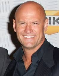 Richard Machowicz's Instagram, Twitter & Facebook