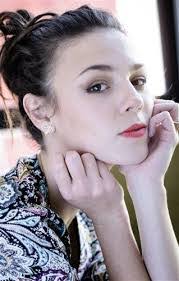 Lucie Mathis's Instagram, Twitter & Facebook