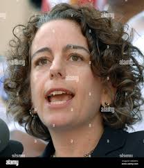 Singer from steps hi-res stock photography and images