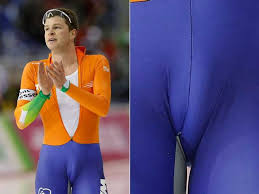 Imagine a hammer toe and a camel toe all in 1 pic. Celebrity Moose Knuckle Competition For Male Camel Toe Is Fierce Popdust